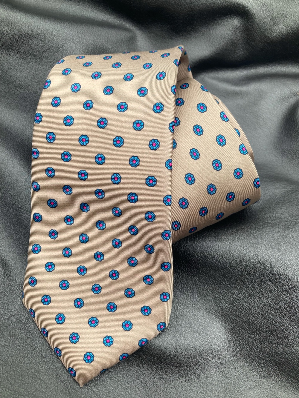 BERT PULITZER Vintage Daisy Tie